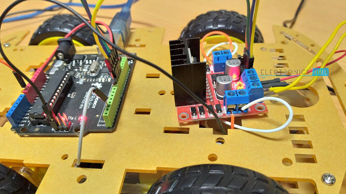 Bluetooth Controlled Robot using Arduino Circuit Design